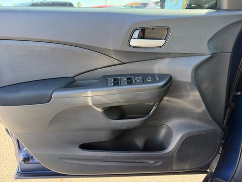 Used 2015 Honda CR-V LX image 13