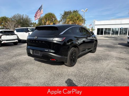 Certified 2025 Nissan Murano SV image 3