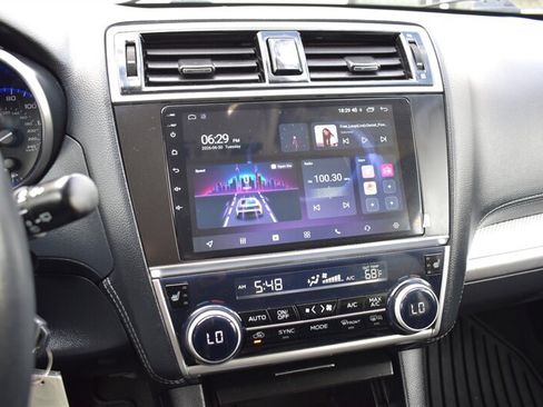 Used 2018 Subaru Outback 2.5i Premium AWD/4WD image 20