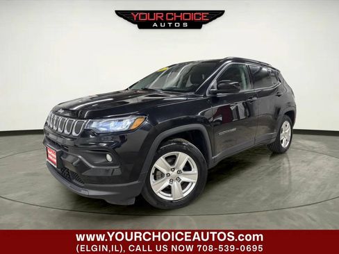 Used 2022 Jeep Compass Latitude FWD image 1