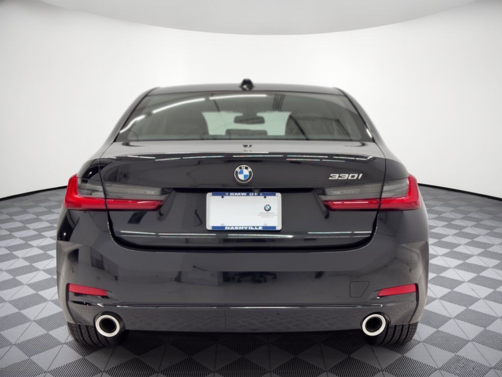 Used 2026 BMW 330i Sedan RWD image 11