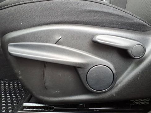 Certified 2023 Jeep Renegade Latitude image 25