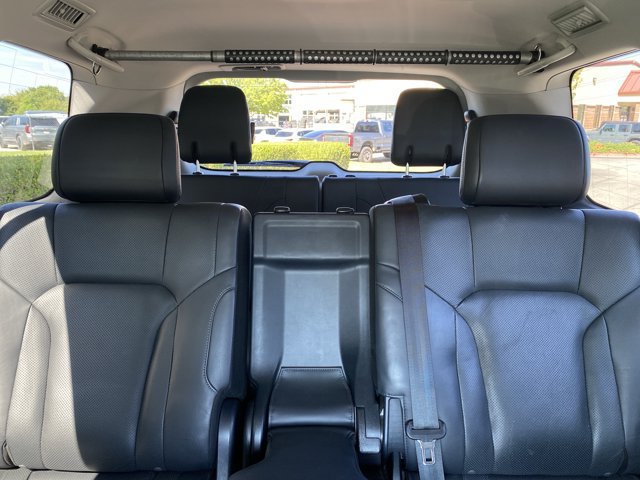 Used 2016 Lexus LX 570 4WD w/ Luxury Package image 40