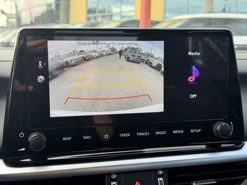 Certified 2024 Kia Forte GT-Line image 18