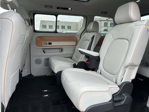 Certified 2025 Volkswagen ID. Buzz 1st Edition image 15