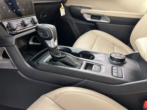 New 2025 Ford Ranger Lariat w/ FX4 Off-Road Package image 23