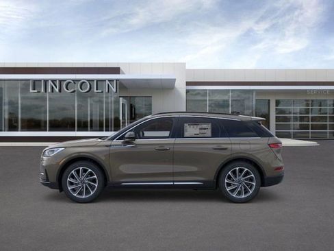 New 2026 Lincoln Corsair Premiere image 3