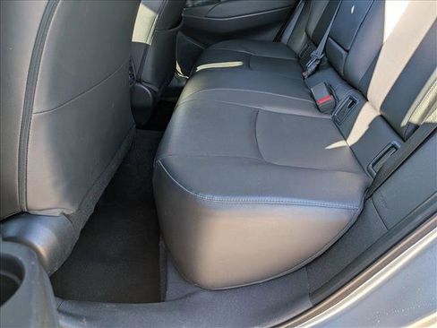 Used 2024 Toyota Corolla Cross XLE image 17