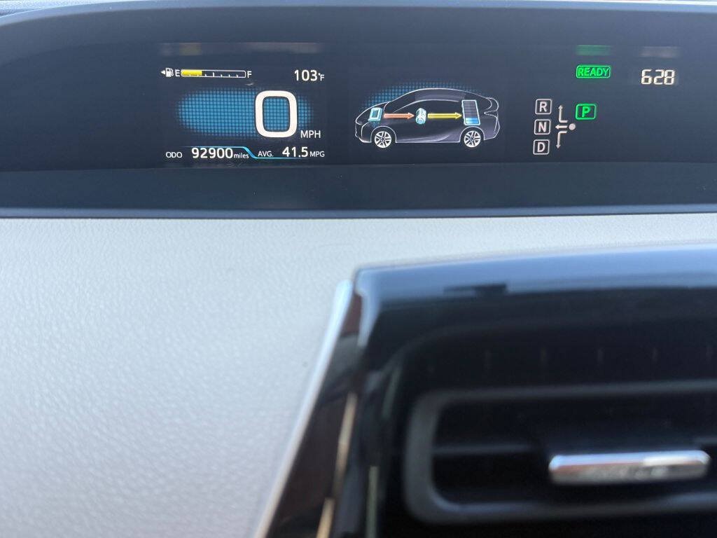 Used 2016 Toyota Prius Two FWD image 16