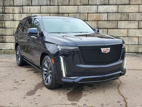 Certified 2024 Cadillac Escalade Sport Platinum image 7