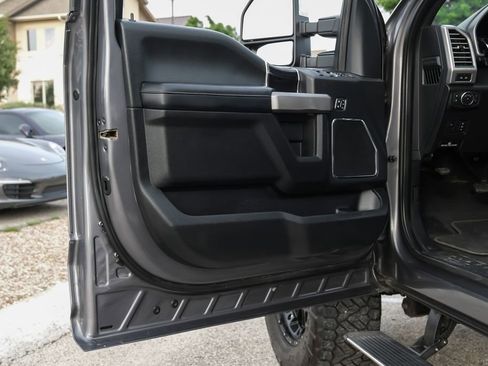 Used 2021 Ford F250 Platinum w/ FX4 Off-Road Package image 51