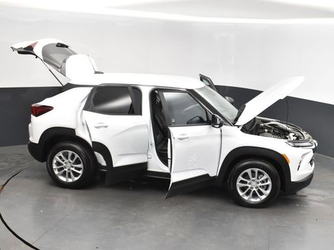 Used 2025 Chevrolet TrailBlazer LS w/ LS Convenience Package FWD image 51