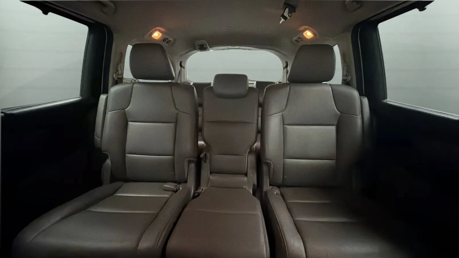 Used 2015 Honda Odyssey Touring Elite image 19