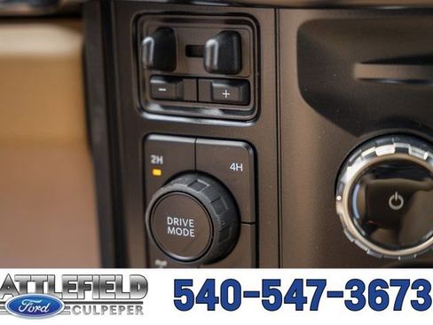 New 2026 Ford F250 Lariat w/ Black Appearance Package image 26