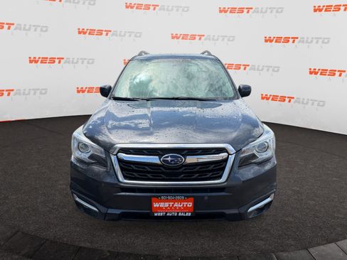 Used 2018 Subaru Forester 2.5i Limited AWD/4WD image 8