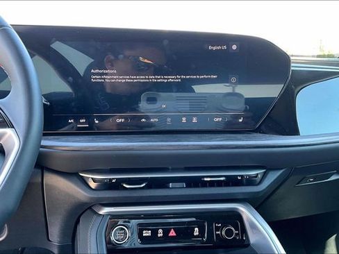 Used 2025 Audi Q5 Premium Plus w/ Premium Plus image 24