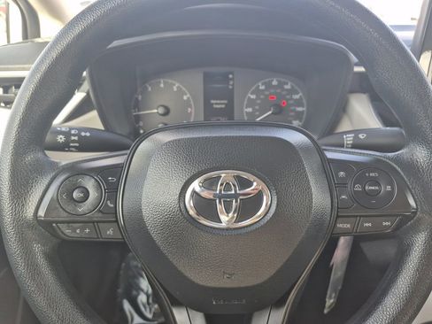 Used 2024 Toyota Corolla LE image 18