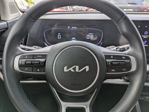 Certified 2023 Kia Sportage EX FWD image 21