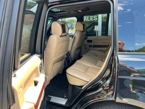 Used 2011 Land Rover Range Rover Supercharged AWD/4WD image 14