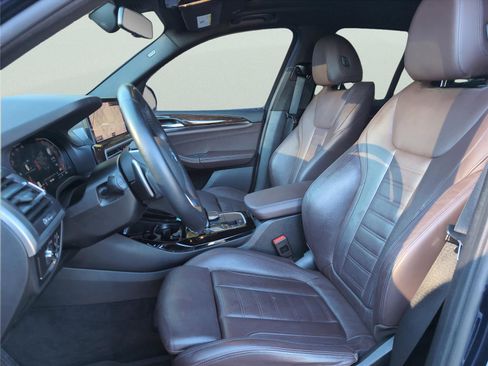 Used 2022 BMW X3 sDrive30i w/ Premium Package image 9