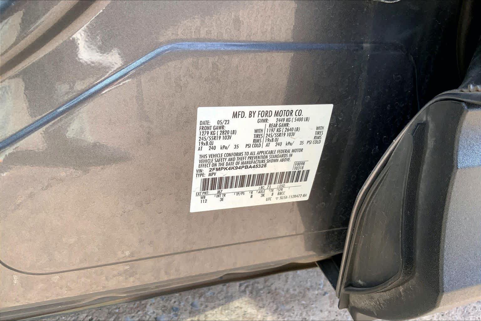 Used 2023 Ford Edge Titanium AWD/4WD image 33