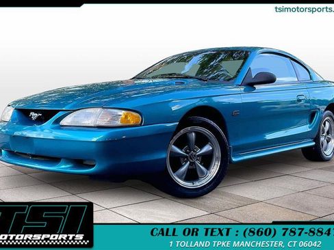 Used 1995 Ford Mustang GT RWD image 1