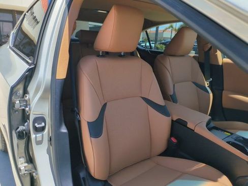 Used 2024 Lexus ES 350 w/ Premium Package FWD image 34