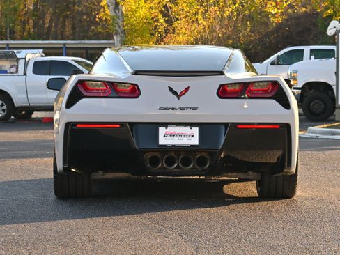 Used 2018 Chevrolet Corvette Stingray Coupe w/ 2LT Preferred Equipment Group image 27