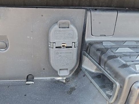 Certified 2022 RAM 1500 Big Horn w/ Built-to-serve Edition image 30