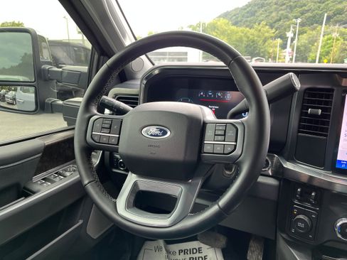 Certified 2025 Ford F250 Lariat w/ Chrome Package AWD/4WD image 21