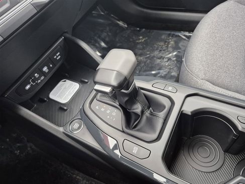 New 2025 Kia K4 EX image 23