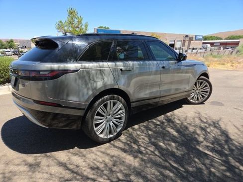 Used 2018 Land Rover Range Rover Velar R-Dynamic HSE AWD/4WD image 4