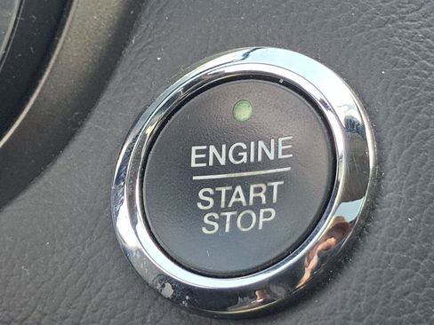 Used 2017 Ford Fusion Energi SE image 33