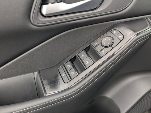 New 2026 Nissan Rogue SV FWD image 14