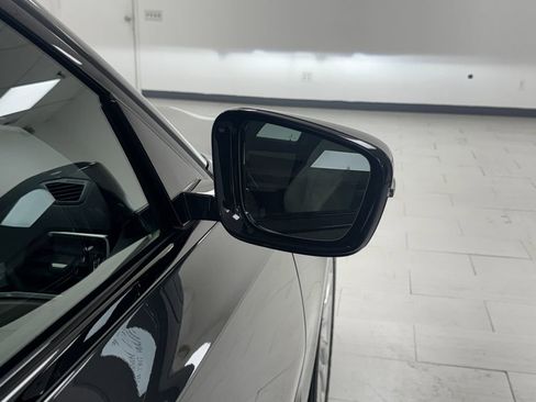 Used 2023 BMW 330i xDrive Sedan w/ Premium Package image 31