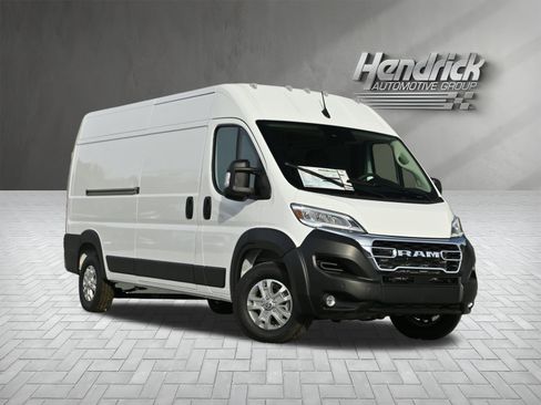 New 2026 RAM ProMaster 2500 w/ Quick Order Package 22G SLT image 2
