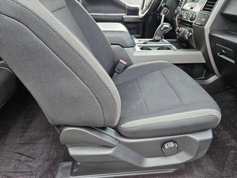 Used 2017 Ford F150 Raptor w/ Exterior Graphics Package image 20