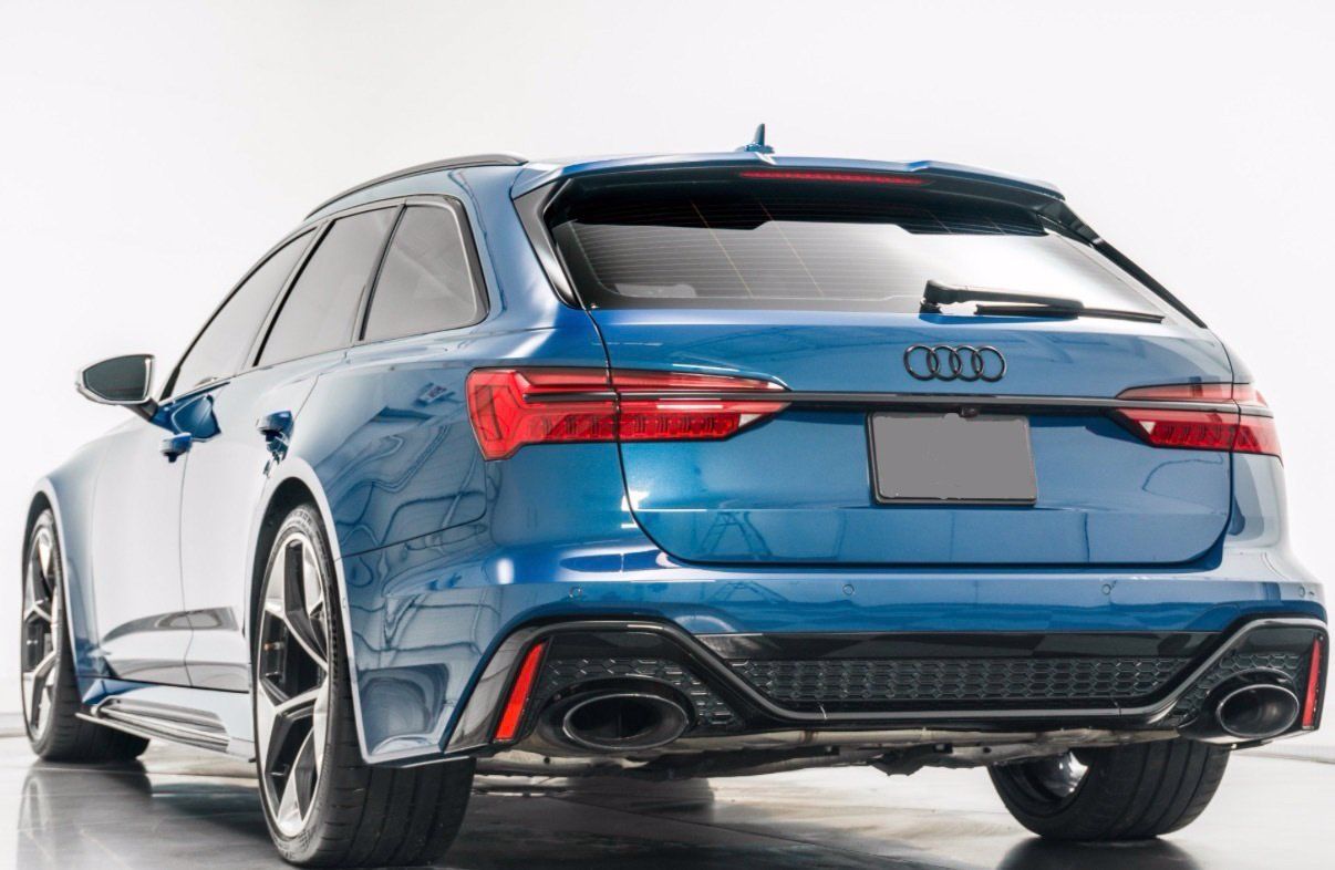 Used 2024 Audi RS 6 performance w/ Black Optic Package AWD/4WD image 5