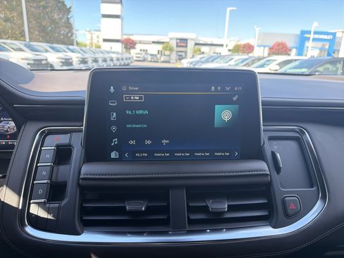 Used 2023 Chevrolet Tahoe Z71 AWD/4WD image 23