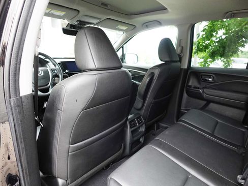 Used 2023 Honda Ridgeline RTL-E image 29
