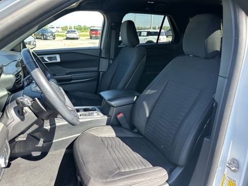 Certified 2020 Ford Explorer XLT image 14