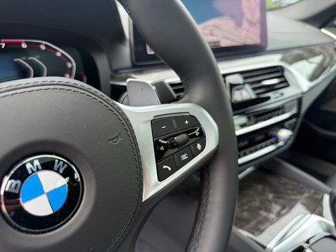 Used 2021 BMW M550i xDrive w/ Dynamic Handling Package AWD/4WD image 20