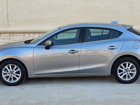 Used 2015 MAZDA MAZDA3 i Grand Touring image 4