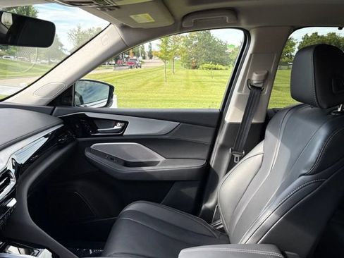 Used 2024 Acura MDX SH-AWD w/ Technology Package image 15