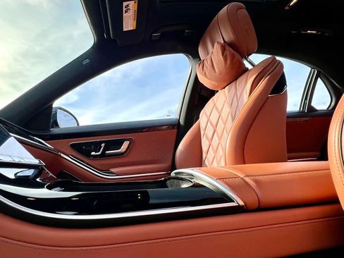 Certified 2023 Mercedes-Benz S 580 4MATIC Sedan image 22