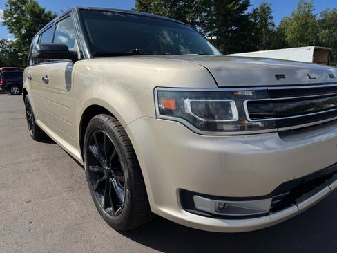 Used 2018 Ford Flex Limited w/ Limited Appearance Package image 12
