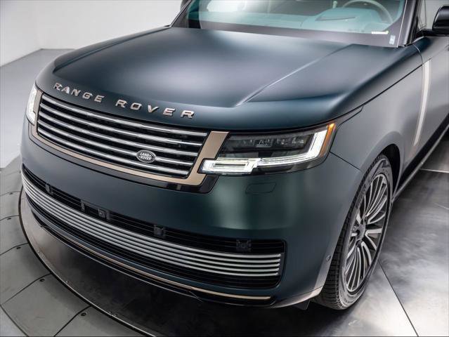 New 2026 Land Rover Range Rover SV AWD/4WD image 9