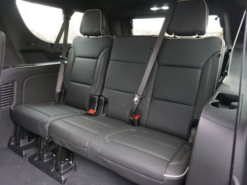 New 2026 Chevrolet Suburban Premier image 10