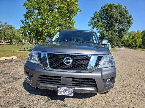Used 2019 Nissan Armada SV image 4