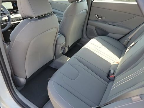 New 2026 Hyundai Elantra SEL FWD image 25